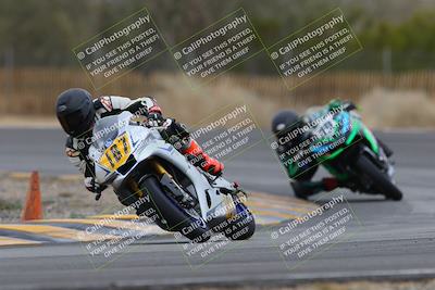 media/Jan-15-2023-SoCal Trackdays (Sun) [[c1237a034a]]/Turn 3 (1115am)/